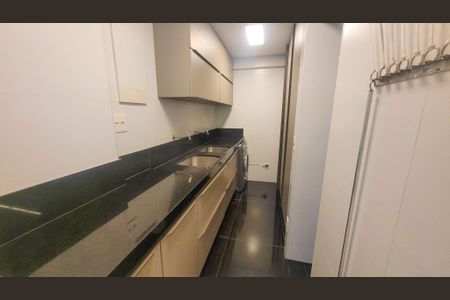Apartamento à venda com 272m², 4 quartos e 5 vagasÁrea de Serviço