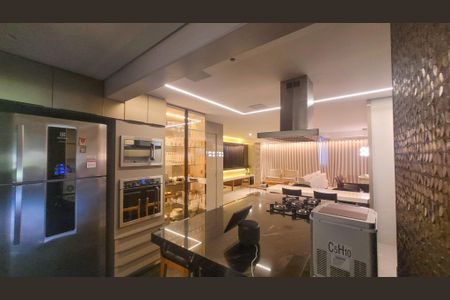 Apartamento à venda com 272m², 4 quartos e 5 vagasCozinha