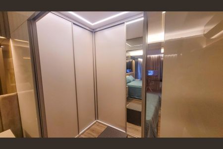 Apartamento à venda com 272m², 4 quartos e 5 vagasSuíte