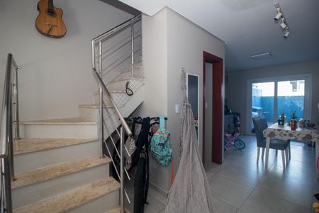 Casa à venda com 118m², 3 quartos e 2 vagasSala