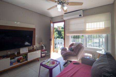 Casa à venda com 118m², 3 quartos e 2 vagasSala