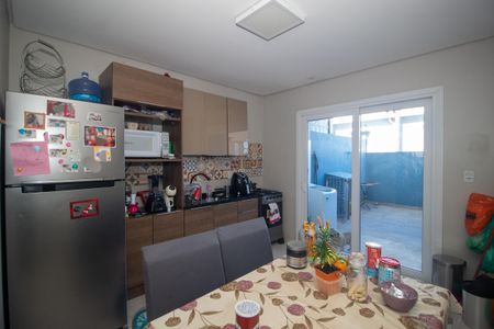 Casa à venda com 118m², 3 quartos e 2 vagasCozinha