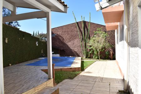 Casa de condomínio para alugar com 300m², 3 quartos e 4 vagasÁrea externa