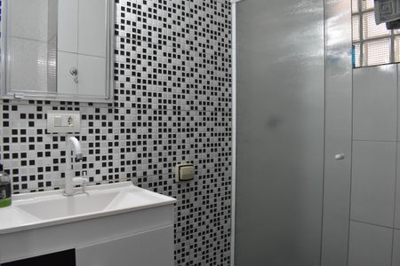 Casa de condomínio para alugar com 300m², 3 quartos e 4 vagasBanheiro 5