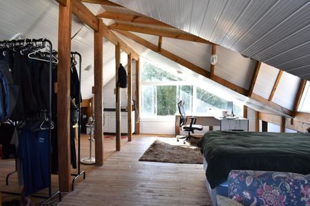 Casa de condomínio para alugar com 300m², 3 quartos e 4 vagasEdícula 