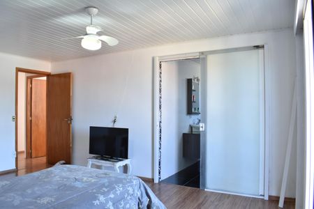 Casa de condomínio para alugar com 300m², 3 quartos e 4 vagasSuíte 2