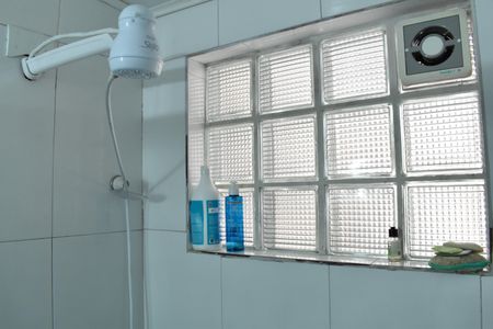 Casa de condomínio para alugar com 300m², 3 quartos e 4 vagasBanheiro 5