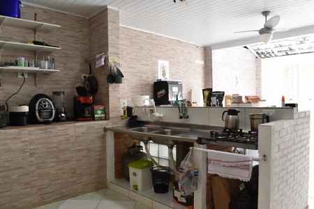 Casa de condomínio para alugar com 300m², 3 quartos e 4 vagasCozinha