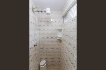 Apartamento à venda com 226m², 4 quartos e 2 vagas Apartamento à venda com 226m², 4 quartos e 2 vagasBanheiro de Serviço