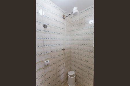 Apartamento à venda com 226m², 4 quartos e 2 vagas Apartamento à venda com 226m², 4 quartos e 2 vagasBanheiro de Serviço