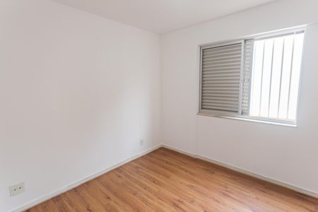 Apartamento à venda com 226m², 4 quartos e 2 vagas Apartamento à venda com 226m², 4 quartos e 2 vagasQuarto 3