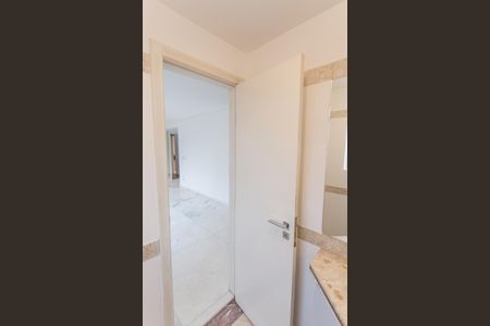 Apartamento à venda com 226m², 4 quartos e 2 vagas Apartamento à venda com 226m², 4 quartos e 2 vagasLavabo da Sala 2