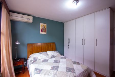 Casa de condomínio à venda com 199m², 3 quartos e 2 vagas Casa de condomínio à venda com 199m², 3 quartos e 2 vagasQuarto