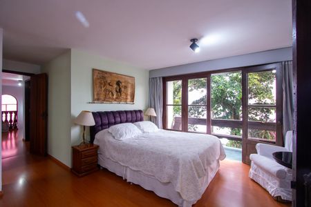 Casa de condomínio à venda com 199m², 3 quartos e 2 vagas Casa de condomínio à venda com 199m², 3 quartos e 2 vagasSuíte 2