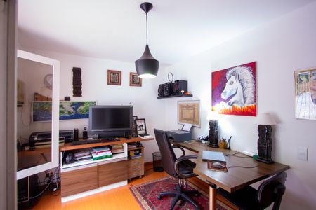 Casa de condomínio à venda com 199m², 3 quartos e 2 vagas Casa de condomínio à venda com 199m², 3 quartos e 2 vagasSuíte 1