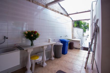 Casa de condomínio à venda com 199m², 3 quartos e 2 vagas Casa de condomínio à venda com 199m², 3 quartos e 2 vagasÁrea de Serviço