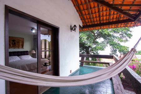 Casa de condomínio à venda com 199m², 3 quartos e 2 vagas Casa de condomínio à venda com 199m², 3 quartos e 2 vagasVaranda da Suíte 2