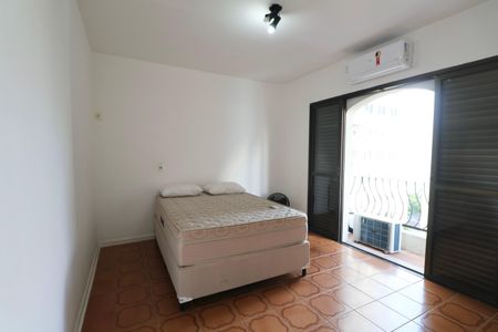 Apartamento para alugar com 228m², 4 quartos e 2 vagas Apartamento para alugar com 228m², 4 quartos e 2 vagasQuarto Suíte