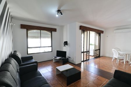 Apartamento para alugar com 228m², 4 quartos e 2 vagas Apartamento para alugar com 228m², 4 quartos e 2 vagasSala