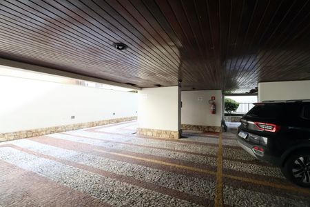 Apartamento para alugar com 228m², 4 quartos e 2 vagas Apartamento para alugar com 228m², 4 quartos e 2 vagasGaragem