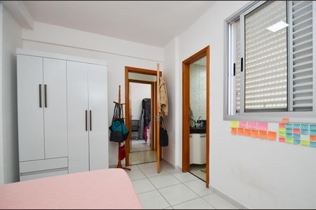 Apartamento à venda com 60m², 2 quartos e 2 vagassuite