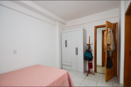 Apartamento à venda com 60m², 2 quartos e 2 vagassuite