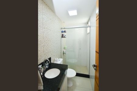 Apartamento à venda com 60m², 2 quartos e 2 vagasBanheiro suite