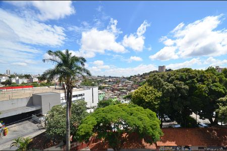 Apartamento à venda com 60m², 2 quartos e 2 vagasVista