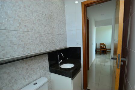 Apartamento à venda com 60m², 2 quartos e 2 vagasBanheiro Social