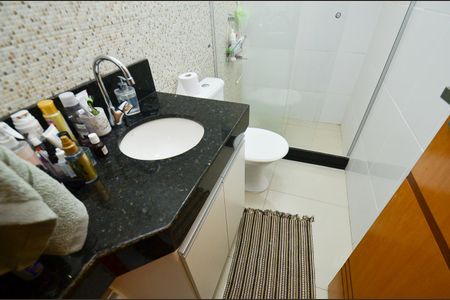 Apartamento à venda com 60m², 2 quartos e 2 vagasBanheiro suite