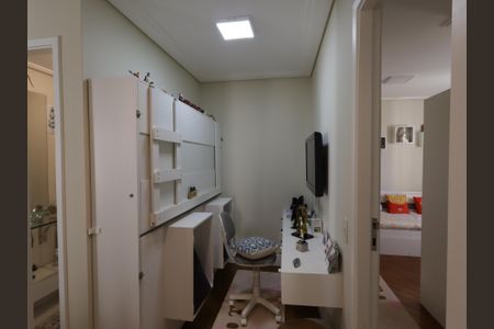 Apartamento à venda com 95m², 2 quartos e 2 vagasEscritório