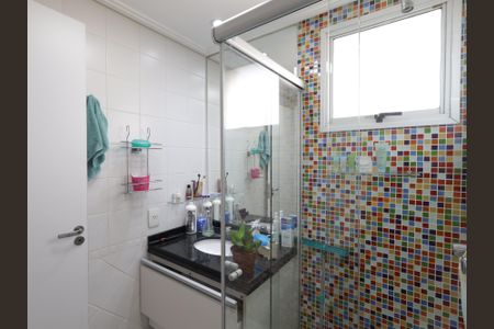 Apartamento à venda com 95m², 2 quartos e 2 vagasBanheiro da Suíte 2