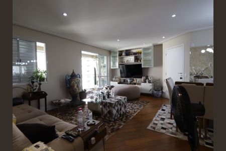 Apartamento à venda com 95m², 2 quartos e 2 vagasSala