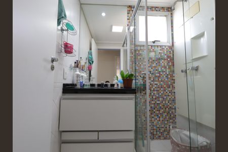 Apartamento à venda com 95m², 2 quartos e 2 vagasBanheiro da Suíte 2