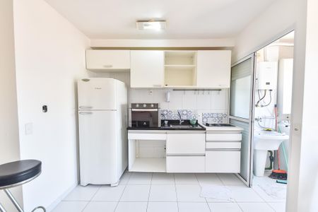 Cozinha de apartamento para alugar com 1 quarto, 28m² em Cambuci, São Paulo