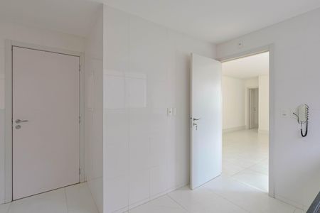 Apartamento à venda com 72m², 2 quartos e 2 vagasCozinha e Área de Serviço