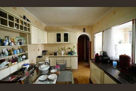 Apartamento à venda com 137m², 3 quartos e 2 vagasCozinha