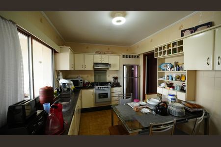 Apartamento à venda com 137m², 3 quartos e 2 vagasCozinha