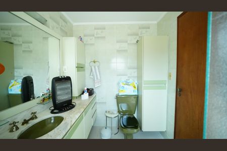 Apartamento à venda com 137m², 3 quartos e 2 vagasBanheiro da Suite