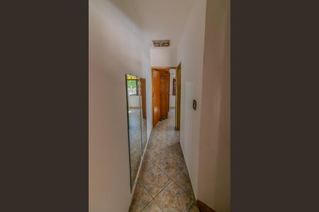 Casa à venda com 109m², 4 quartos e 1 vagaCorredor Quartos