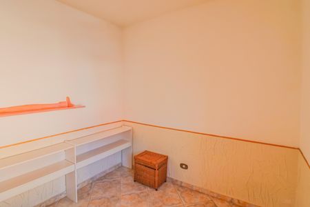 Casa à venda com 109m², 4 quartos e 1 vagaQuarto 1