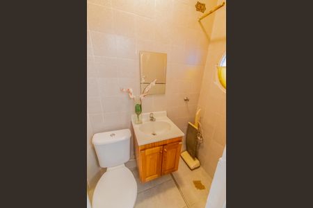 Casa à venda com 109m², 4 quartos e 1 vagaEdicula - Banheiro