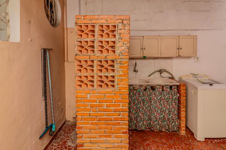 Casa à venda com 109m², 4 quartos e 1 vagaLavanderia