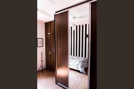 Casa à venda com 163m², 3 quartos e 5 vagasQuarto 2