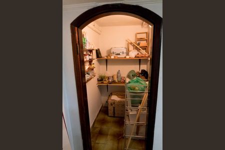 Casa à venda com 163m², 3 quartos e 5 vagasDespensa