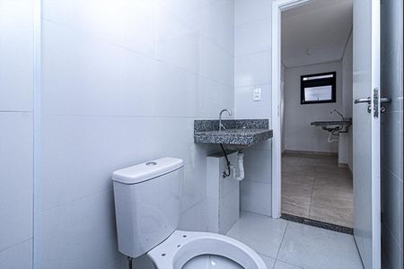 Apartamento à venda com 42m², 2 quartos e sem vaga Apartamento à venda com 42m², 2 quartos e sem vagaBanheiro Social