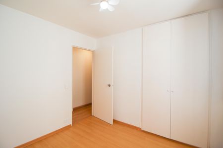 Apartamento à venda com 102m², 3 quartos e 1 vaga Apartamento à venda com 102m², 3 quartos e 1 vagaQuarto 2