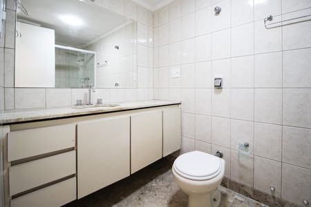 Apartamento à venda com 102m², 3 quartos e 1 vaga Apartamento à venda com 102m², 3 quartos e 1 vagaBanheiro