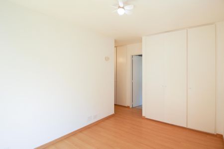 Apartamento à venda com 102m², 3 quartos e 1 vaga Apartamento à venda com 102m², 3 quartos e 1 vagaSuíte