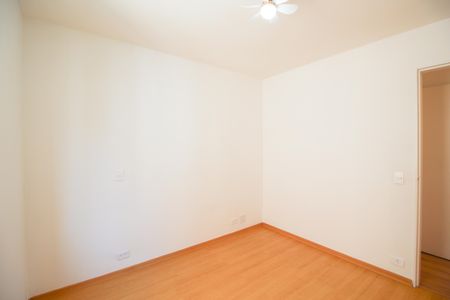 Apartamento à venda com 102m², 3 quartos e 1 vaga Apartamento à venda com 102m², 3 quartos e 1 vagaQuarto 2